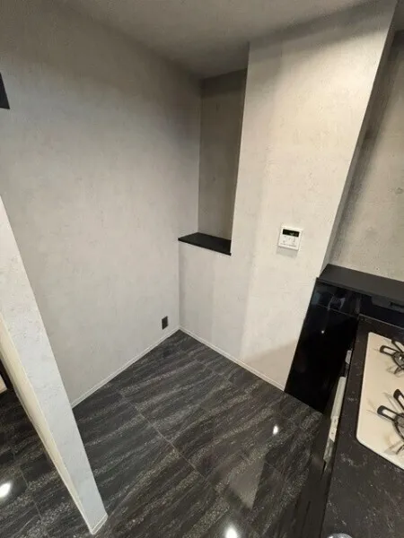 EXAM AKASAKA - Interior - ["Floor", "Flooring", "Composite material"]