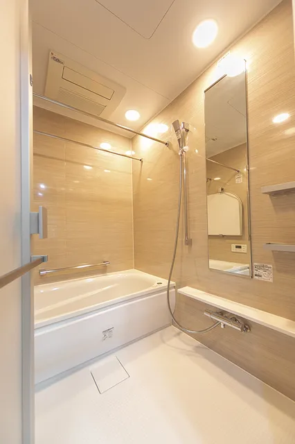 Millea Court Ginza Premier - Interior - ["Plumbing fixture", "Bathroom", "Flooring"]