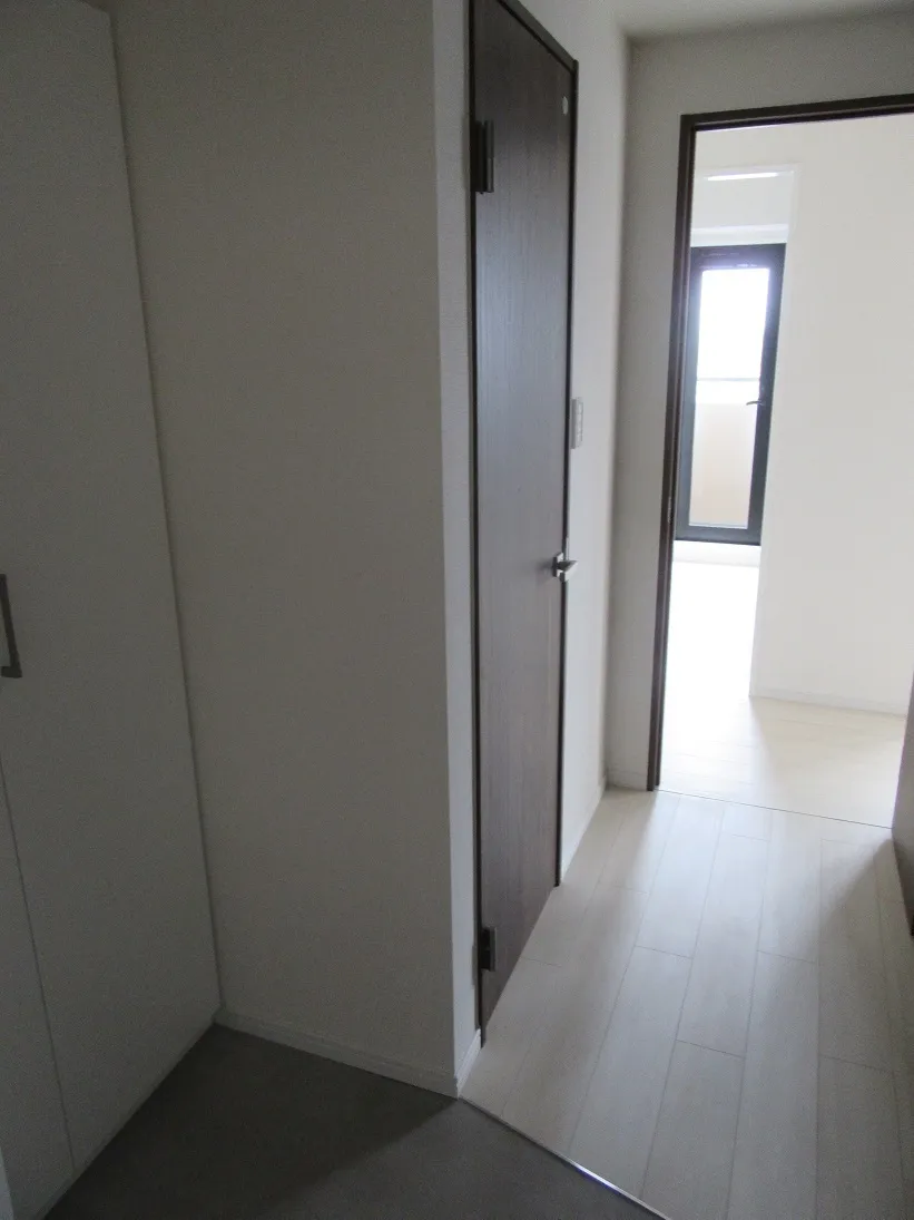 Due Nerima - Interior - ["Flooring", "Wood", "Floor"]