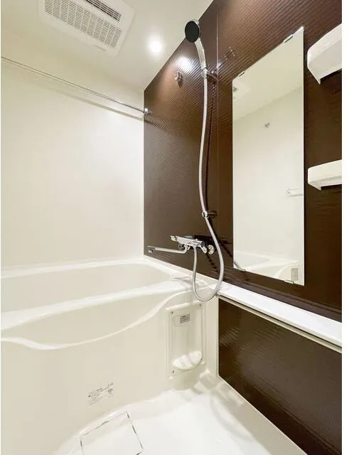 Belle Face Sangenjaya - Interior - ["Shower head", "Property", "Plumbing fixture"]