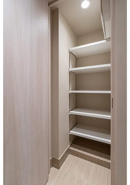 Season Flats Omorinishi - Interior - ["Wood", "Flooring", "Interior design"]