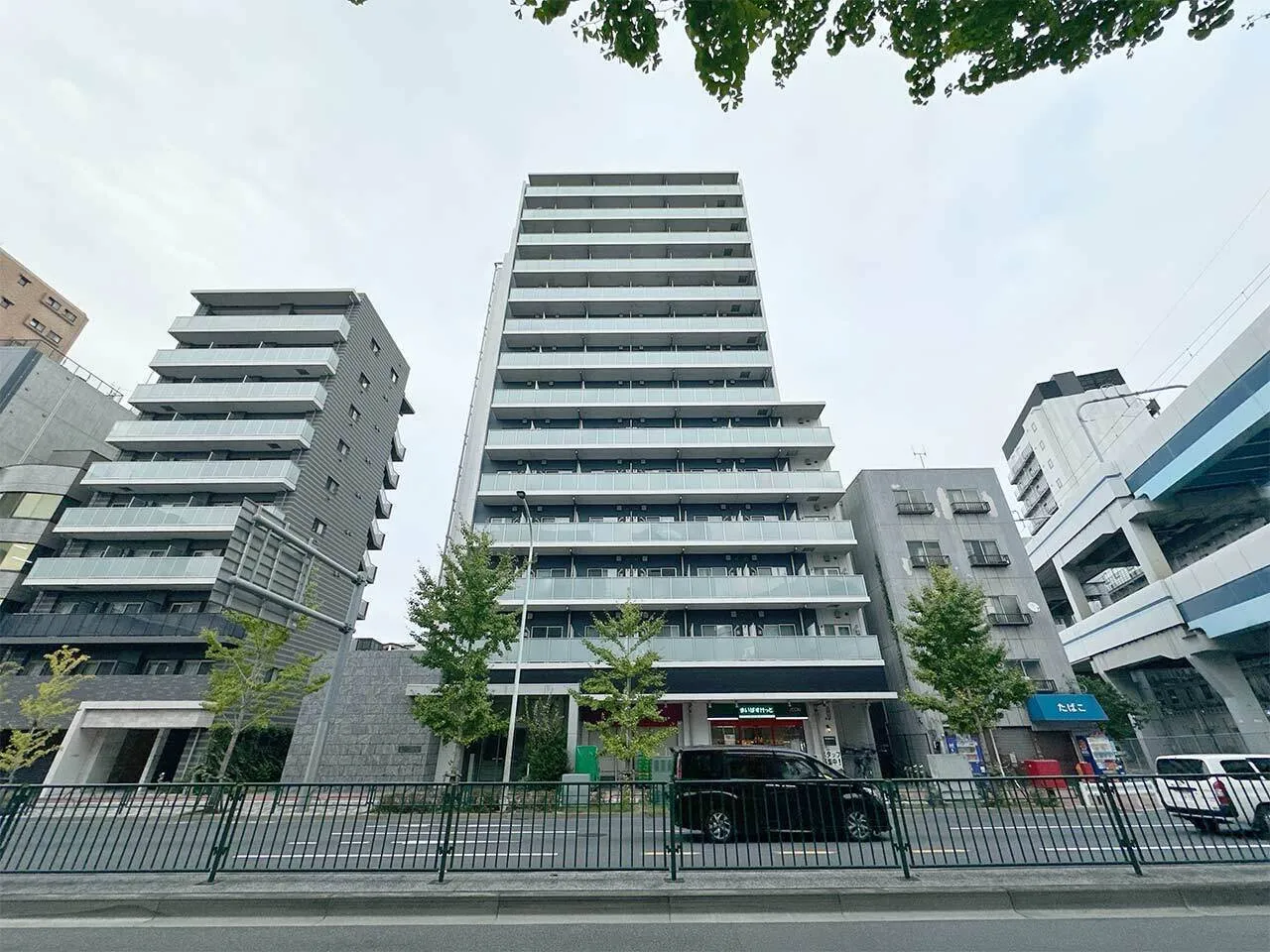 Mynavi Stay Keikyu Kamata Station - Exterior - ["Urban design", "Condominium", "Commercial building"]