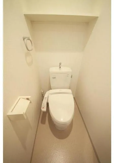 Olive Mansion Arakawa - Interior - ["Flooring", "Floor", "Toilet seat"]