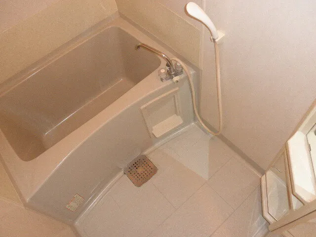 Winbell Duet Ebisu 4 - Interior - ["Floor", "Flooring", "Bathtub"]