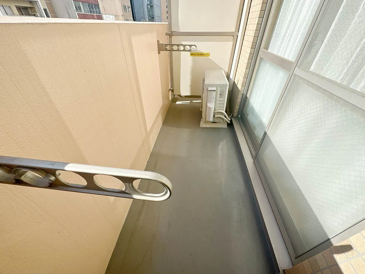 Mynavi STAY Miraie Kanda Riverside - Interior - ["Floor", "Flooring", "Metal"]