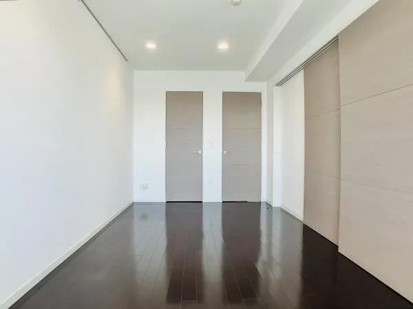 Brillia Ist Sangenjaya Ivy Terrace - Interior - ["Flooring", "Floor", "Wall"]