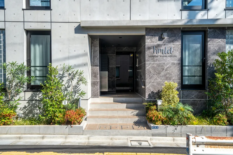 Hmlet Shinjuku Wakamatsucho - Exterior - []