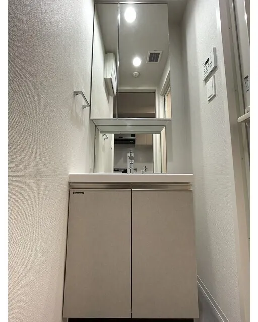 Daffitto Kinshicho - Interior - ["Flooring", "Interior design", "Floor"]