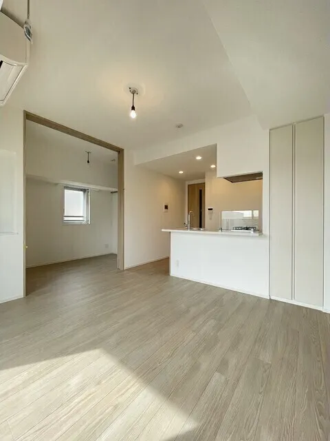 Stylio Kamata West - Interior - ["Flooring", "Floor", "Wood"]