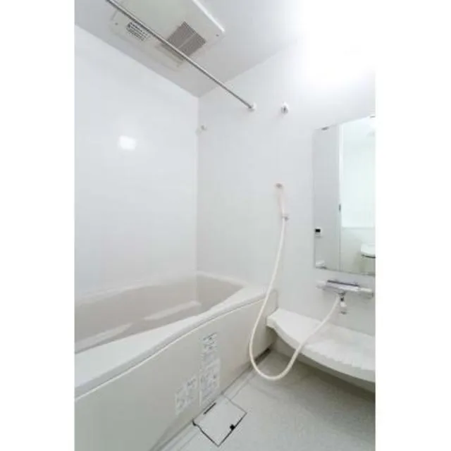Trestage Yotsuya - Interior - ["Bathroom", "Property", "Room"]