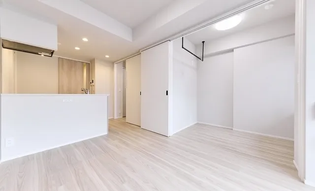 Urbanex Kinshi Park III - Interior - ["Flooring", "Floor", "Ceiling"]