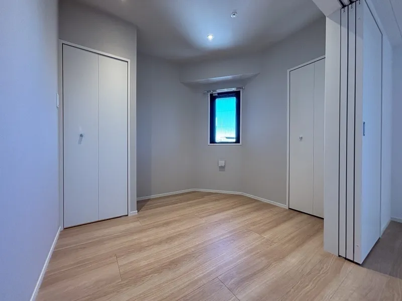 Log Iriya - Interior - ["Flooring", "Wood", "Floor"]