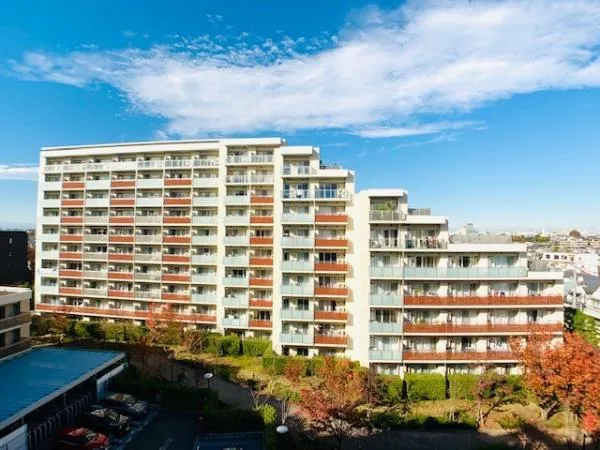 Brillia Ist Sangenjaya Blossom Terrace - Exterior - ["Sky", "Cloud", "Building"]