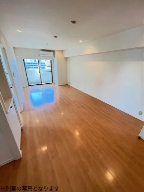 Primegate Iidabashi - Interior - ["Flooring", "Floor", "Wood flooring"]