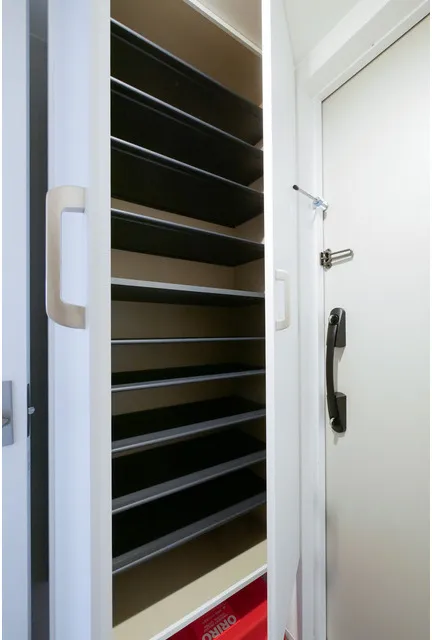 V-Style Hatagaya - Interior - ["Shelving", "Shelf", "Household hardware"]