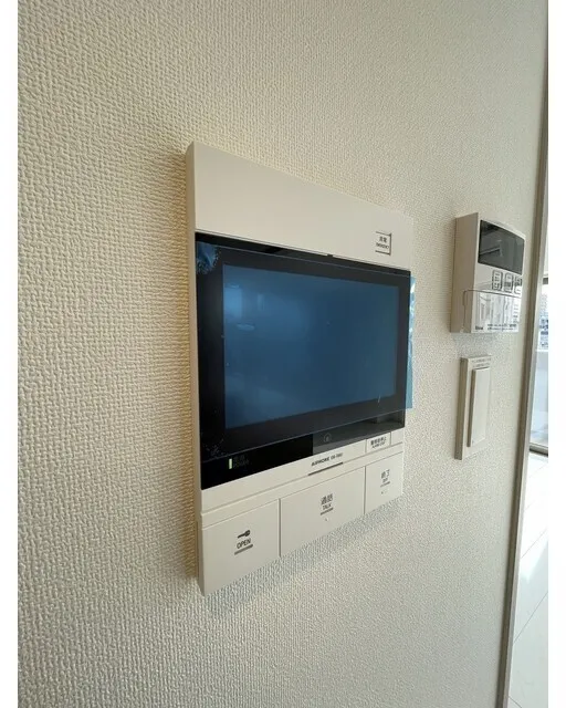 BPR Residence Oshima - Interior - ["Electronic device", "Display device", "Technology"]