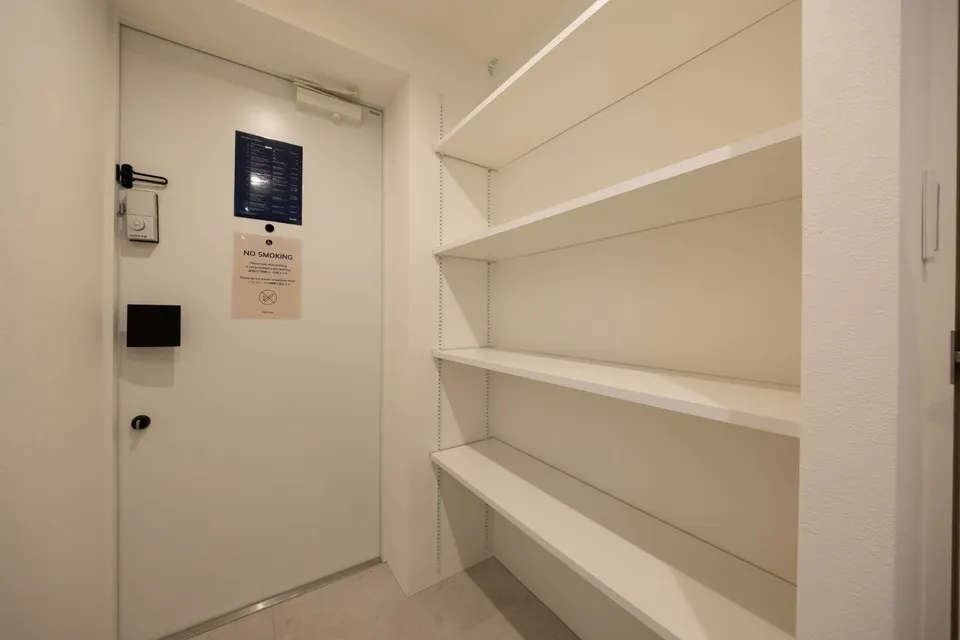 Hmlet Nakano Sakaue - Interior - ["Wall", "Wood", "Flooring"]
