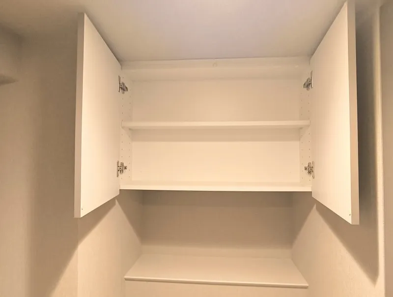 Livio Raison Chiyoda Iwamotocho Lugente - Other - ["Wood", "Shelving", "Wood stain"]