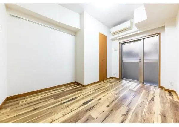 Sky Court Bunkyo Hakusan No. 3 - Interior - ["Flooring", "Wood", "Wood flooring"]