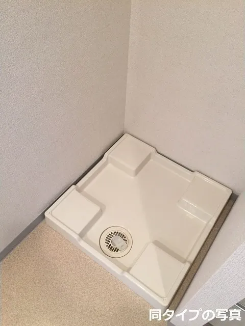 Comforia HIgashi-IKebukuro  - Interior - ["Sink", "Beige", "Kitchen sink"]