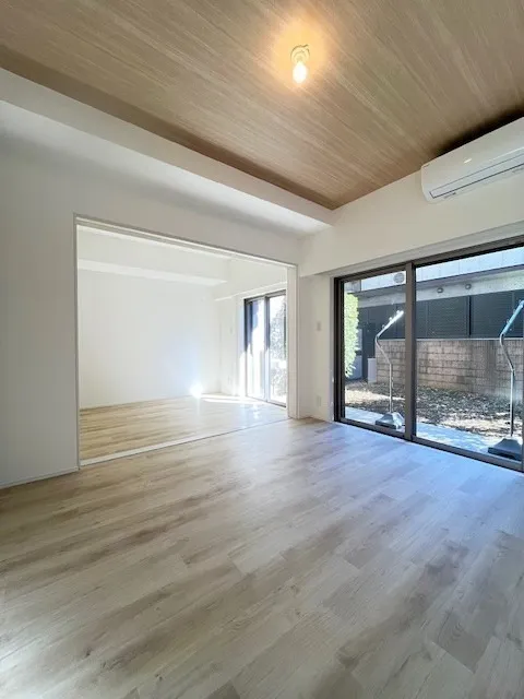 Residia Ikebukuro - Interior - ["Flooring", "Floor", "Wood"]