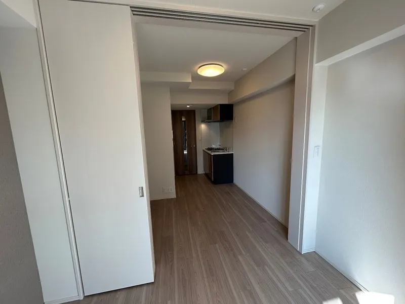 Estee Maison Omori - Interior - ["Floor", "Flooring", "Apartment"]