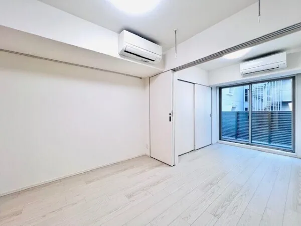 Brillia Ist Shibuya Honmachi - Interior - ["Ceiling", "Flooring", "Floor"]