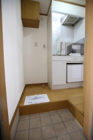 Amuse Saginomiya - Interior - ["Wood", "Flooring", "Floor"]