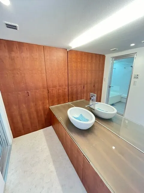 Residia Kita Shinjuku - Interior - ["Azure", "Building", "Wood"]