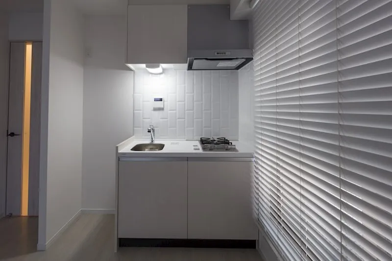 Residia Kanda - Interior - ["Building", "Fixture", "Flooring"]