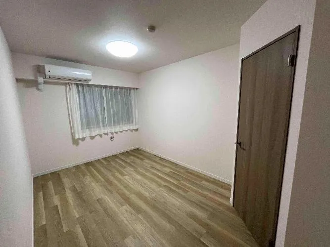 Ars Tama Plaza D. Hills Room 609