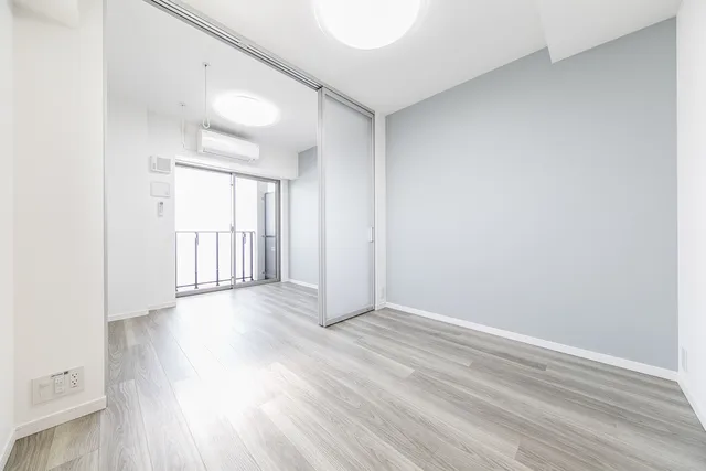 Maison Croizon - Interior - ["Building", "Fixture", "Hall"]