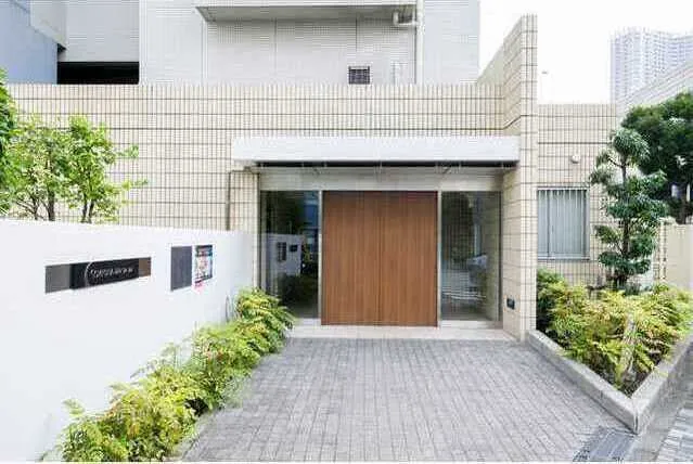Comforia Shibaura Bauhaus - Exterior - ["Plant", "Fixture", "Rectangle"]