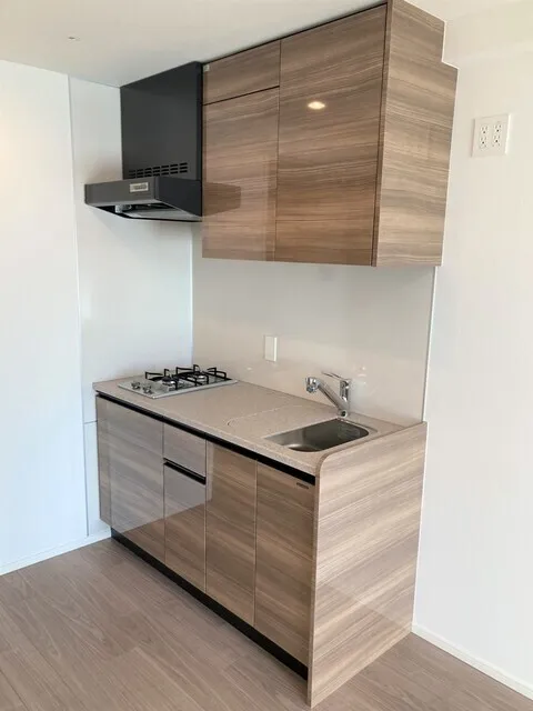 Urbanex Kikukawa III - Interior - ["Kitchen", "Floor", "Countertop"]