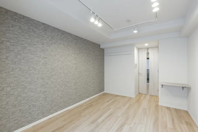 Belfirth Omori Sanno - Interior - ["Flooring", "Ceiling", "Floor"]