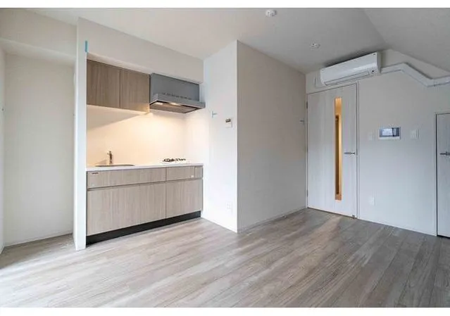LUMIEC HONCHO EAST - Interior - ["Flooring", "Floor", "Apartment"]