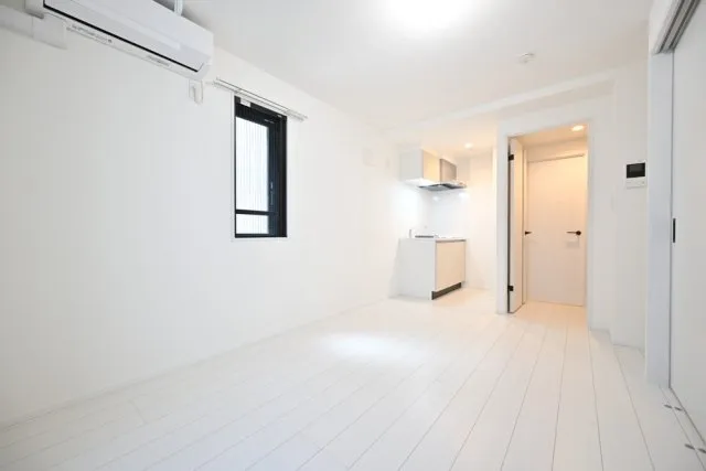 The Residence Nihonbashi - Interior - ["Floor", "Apartment", "Ceiling"]