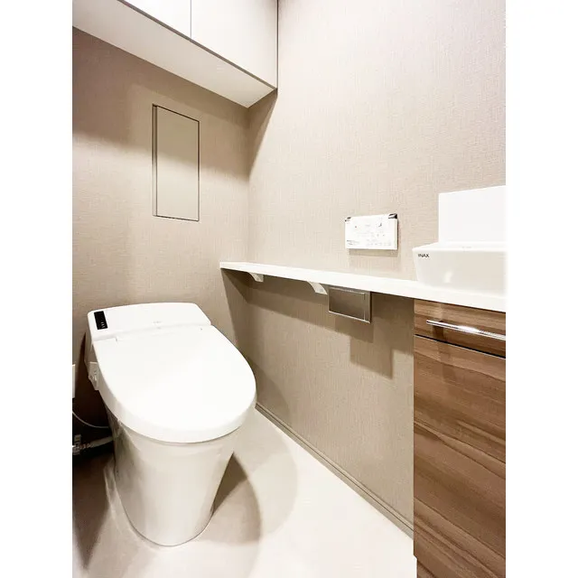 Orchid Residence Shibuya Tomigaya - Interior - ["Plumbing fixture", "Bathroom sink", "Toilet"]