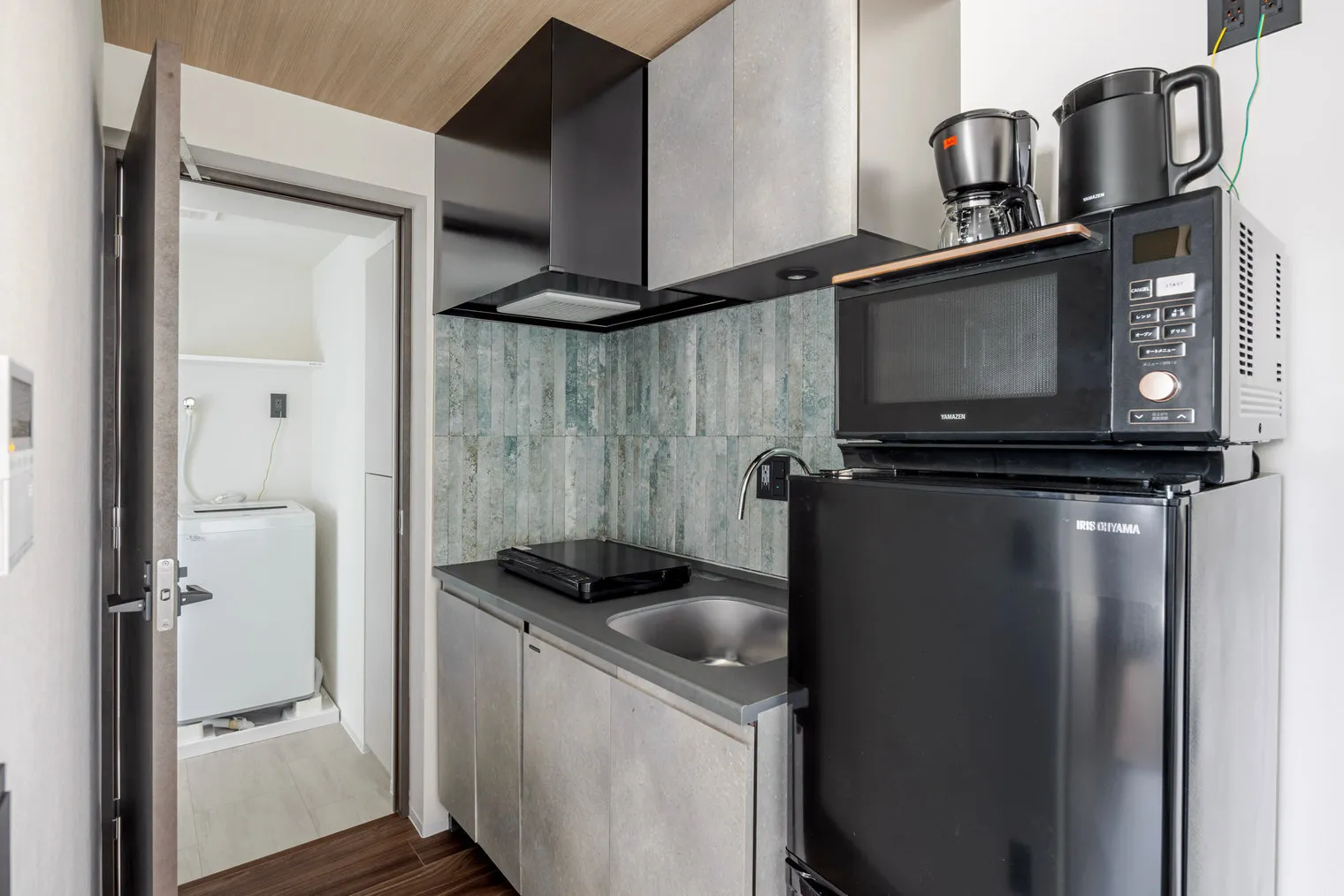 Duo Flats Ikejiri-Ohashi Norris - Interior - []