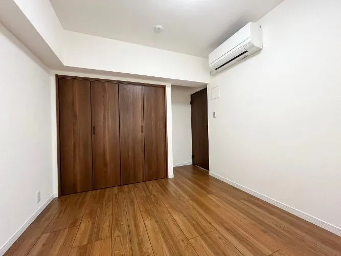 High Town Shiohama No. 2, Building 29, Room 1007