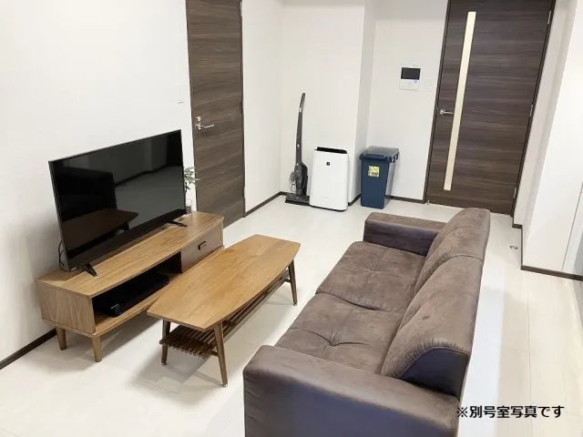 Genovia Asakusa IV Sky Garden - Interior - ["Furniture", "Flooring", "Floor"]