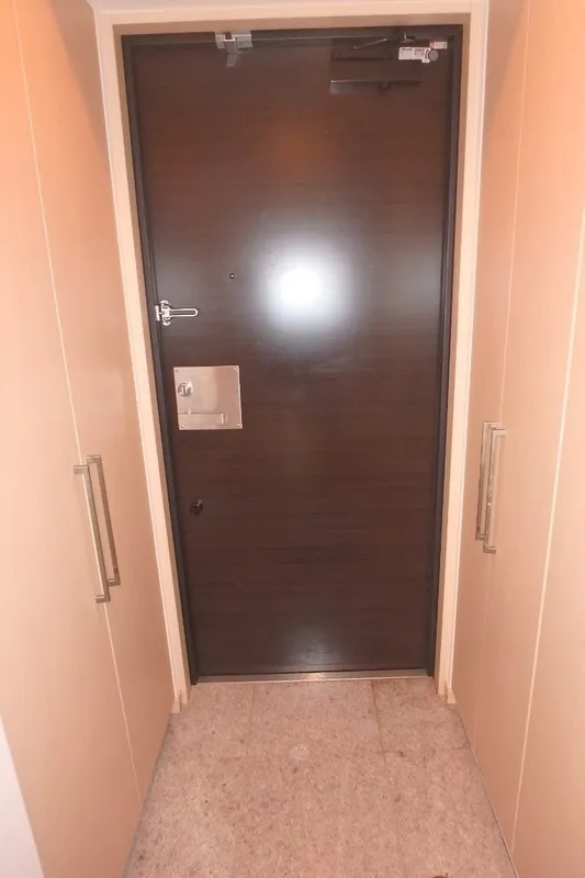 Doue Nihonbashi - Interior - ["Wood", "Brown", "Ceiling"]
