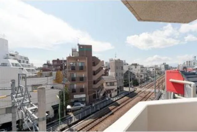 Giglio Jyugaoka - Interior - ["Cloud", "Sky", "Building"]