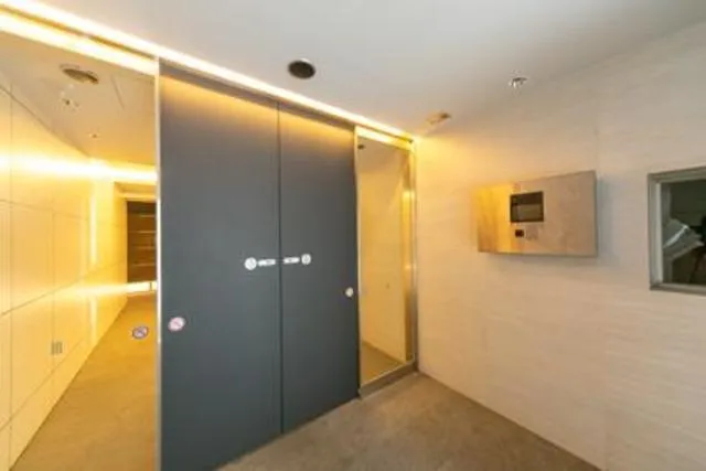 Rise Yoyogi III - Exterior - ["Picture frame", "Fixture", "Interior design"]
