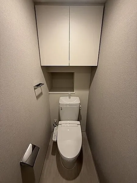 Predia Court Sangenjaya - Interior - ["Toilet seat", "Toilet", "Flooring"]