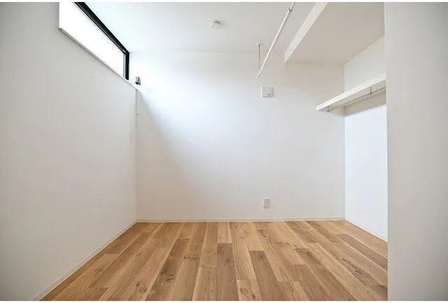 False Class Takadanobaba - Interior - ["Flooring", "Wood flooring", "Wall"]