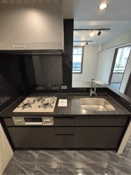 EXAM AKASAKA - Interior - ["Kitchen", "Flooring", "Interior design"]