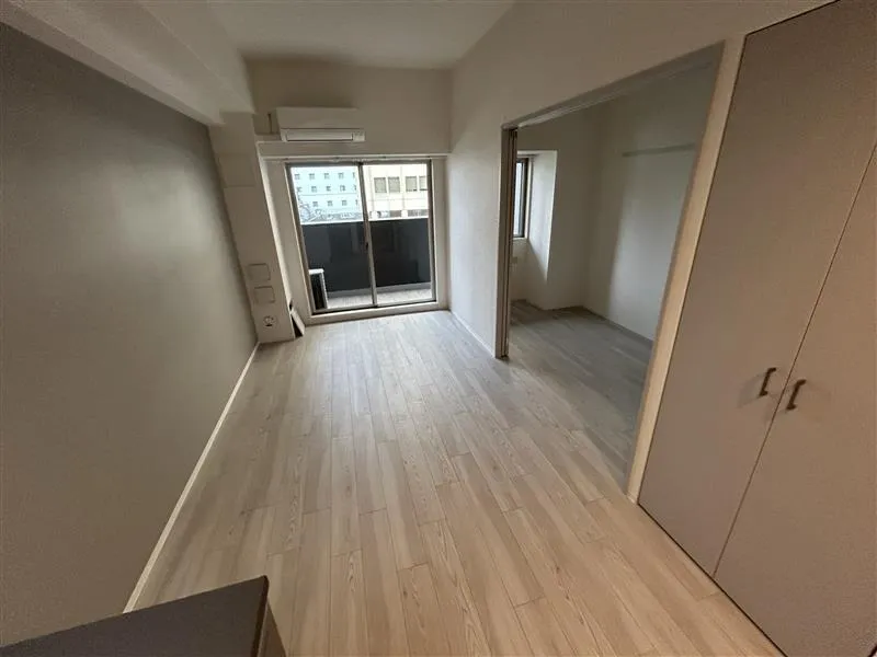 Eslead Residence Osaka Tanimachi The Marks - Interior - ["Flooring", "Floor", "Wood flooring"]