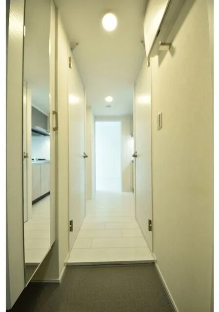 Goodenough Nakano Shinbashi - Interior - ["Flooring", "Wall", "Floor"]