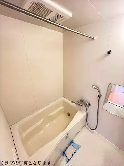 Primegate Iidabashi - Interior - ["Plumbing fixture", "Flooring", "Floor"]